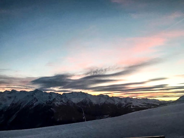 15782599_10211124143356444_1189643413_n